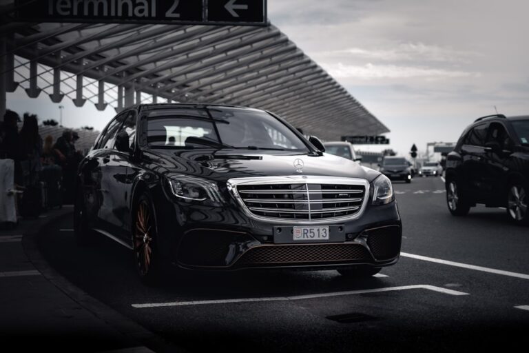 What Makes a True Luxury Resort Car Service Experience