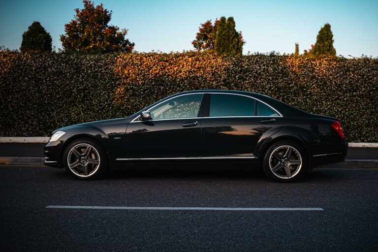 What Executive Sedan Service Really Means for Today’s Business Traveler