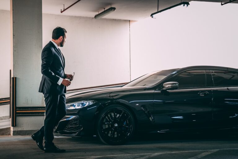 Why Private Car Service for Executives Demands a Higher Standard